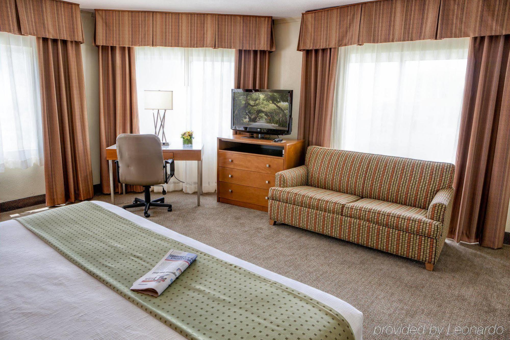 Holiday Inn Coral Gables / University Zewnętrze zdjęcie